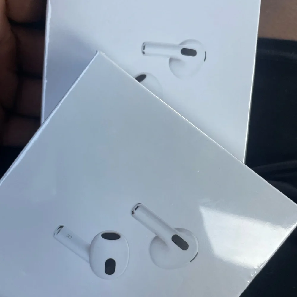 Apple AirPods with White Charging Case
